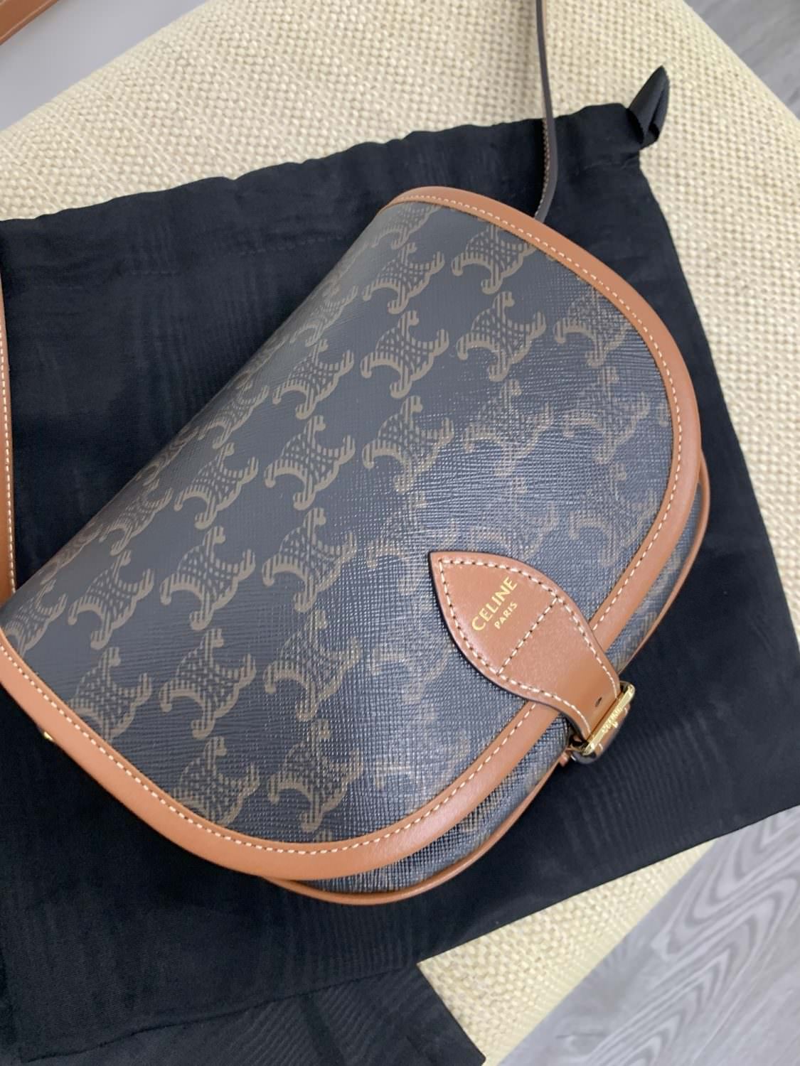 Celine 馬鞍包